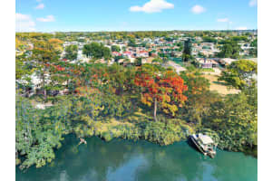 111 Camino Del Rio, Port Saint Lucie, FL 34952 - MLS#R11145868