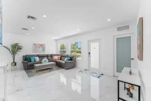 1713 NE Ne 7th Terrace NE, Fort Lauderdale, FL 33305 - MLS#R11145917