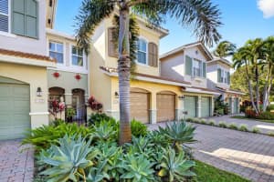 163 Las Brisas Circle, Hypoluxo