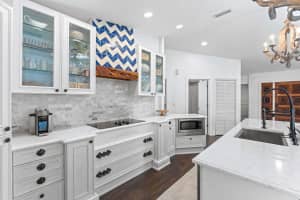 160 Parkwood Drive, Royal Palm Beach, FL 33411 - MLS#R11145943