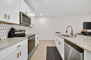 5652 SE Edgewater Circle, Stuart, FL 34997 - MLS#R11145963