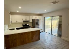 2717 27th Way, Boynton Beach, FL 33435 - MLS#R11145973