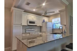 910 South Drive A, Delray Beach