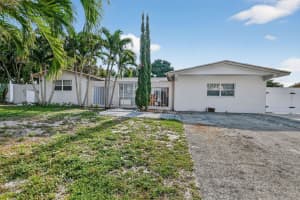 256 11th Place, Boca Raton, FL 33432 - MLS#R11146051