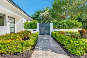 301 Pilgrim Road, West Palm Beach, FL 33405 - MLS#R11146055