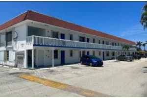 637 6th Court, Boynton Beach, FL 33435 - MLS#R11146065