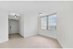 6921 Environ Boulevard, Lauderhill, FL 33319 - MLS#R11146094