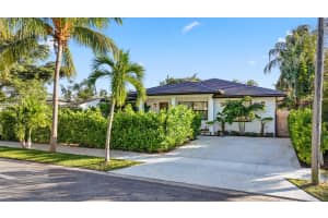 330 Laurie Road, West Palm Beach, FL 33405 - MLS#R11146115