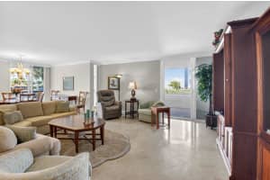 2200 Ocean Boulevard, Delray Beach, FL 33483 - MLS#R11146271