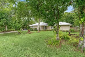 435 61st Avenue, Vero Beach, FL 32968 - MLS#R11146294