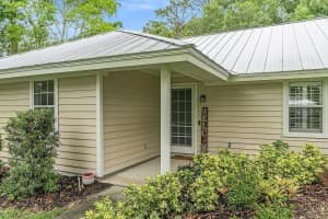 435 61st Avenue, Vero Beach, FL 32968 - MLS#R11146294