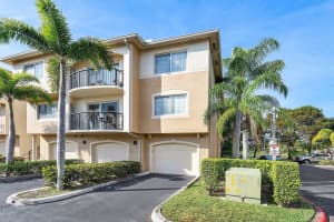 1000 Crestwood Court S 1015, Royal Palm Beach