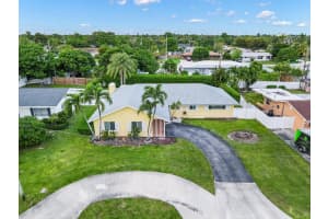 319 SW 11th Avenue, Boynton Beach, FL 33435 Sold 01/09/26