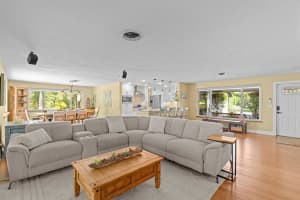 2865 SW 9th Street, Boynton Beach, FL 33435 - MLS#R11146340