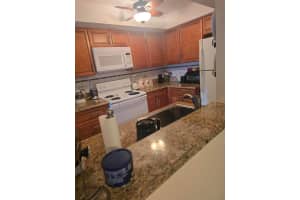 3186 Via Poinciana 110, Lake Worth, FL 33467, Lake Worth, FL 33467 - MLS#R11146342