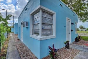 3000 Broadway 3, West Palm Beach, FL 33407 - MLS#R11146376