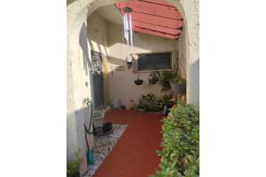 5665 Lakeview Mews Drive, Boynton Beach, FL 33437 - MLS#R11146399