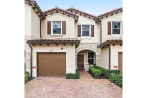 2781 NW Nw 55th Way, Lauderhill, FL 33313 - MLS#R11146617