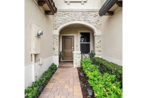 2781 NW Nw 55th Way, Lauderhill, FL 33313 - MLS#R11146617