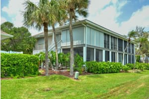 318 NE Golfview Circle, Stuart, FL 34996 - MLS#R11146650