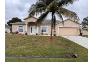 237 Grove Avenue, Port Saint Lucie, FL 34983 - MLS#R11146666