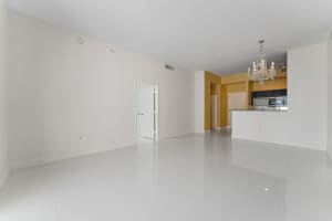 550 Okeechobee Boulevard, West Palm Beach, FL 33401 - MLS#R11146742