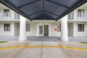 2441 Village Boulevard 405, West Palm Beach, FL 33409 - MLS#R11146791