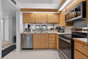 2441 Village Boulevard 405, West Palm Beach, FL 33409 - MLS#R11146791