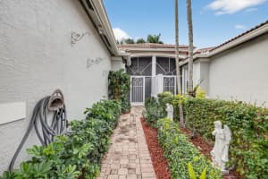 10564 Royal Caribbean Circle, Boynton Beach, FL 33437 - MLS#R11146793