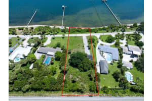 1811 Indian River Drive, Fort Pierce, FL 34950 - MLS#R11146832