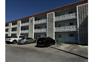 1280 NW 43rd Terrace 107, Lauderhill, FL 33313 - MLS#R11146841