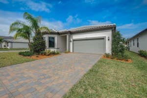 837 SE Courances Drive, Port Saint Lucie, FL 34984 - MLS#R11146859