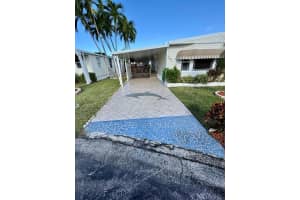231 53rd Court, Deerfield Beach, FL 33064 - MLS#R11146866