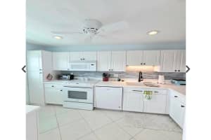 1225 Carlton Court, Fort Pierce, FL 34949 - MLS#R11146869