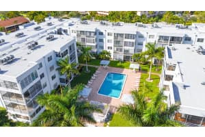 3000 Sunrise Lakes Drive E 204, Sunrise, FL 33322 - MLS#R11146874