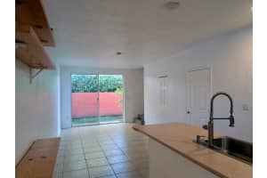 6333 Landings Way 6333, Tamarac, FL 33321 - MLS#R11146877