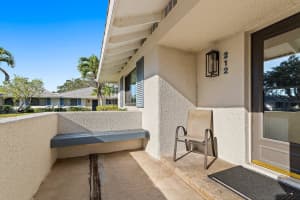 212 Club Drive, Palm Beach Gardens, FL 33418 - MLS#R11146901