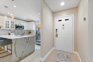 212 Club Drive, Palm Beach Gardens, FL 33418 - MLS#R11146901