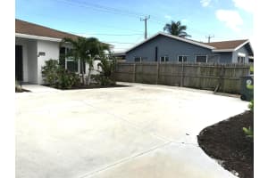 2858 N Dixie Highway, Boca Raton, FL 33431 - MLS#R11146913