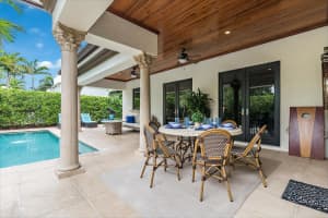 216 Summa Street, West Palm Beach, FL 33405 - MLS#R11146916