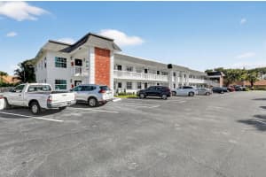 10000 Meridian Way N 15 Palm Beach Gardens, FL 33410 - Off Market