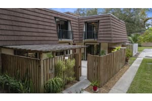 617 6th Lane, Palm Beach Gardens, FL 33418 - MLS#R11146921