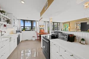 800 Jeffery Street 204, Boca Raton, FL 33487 - MLS#R11146923