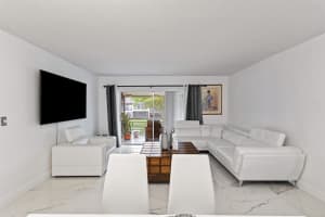 335 W Laurel Drive 8m, Margate, FL 33063 - MLS#R11146948