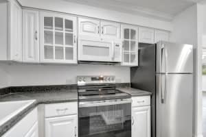 510 Lake Shore Drive 20, Lake Park, FL 33403 - MLS#R11146954