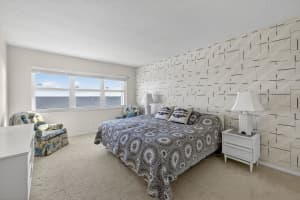 1069 Hillsboro Mile 802, Hillsboro Beach, FL 33062 - MLS#R11146957