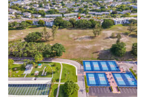 322 Tilford O 322, Deerfield Beach, FL 33442 Sold 02/01/26