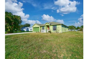 1407 Grapeland Avenue, Port Saint Lucie, FL 34952 - MLS#R11146985