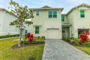 663 Lake Falls Street, Port Saint Lucie, FL 34984 Sold 06/03/26