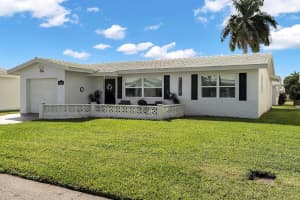 1013 SW 16th Street, Boynton Beach, FL 33426 - MLS#R11147083
